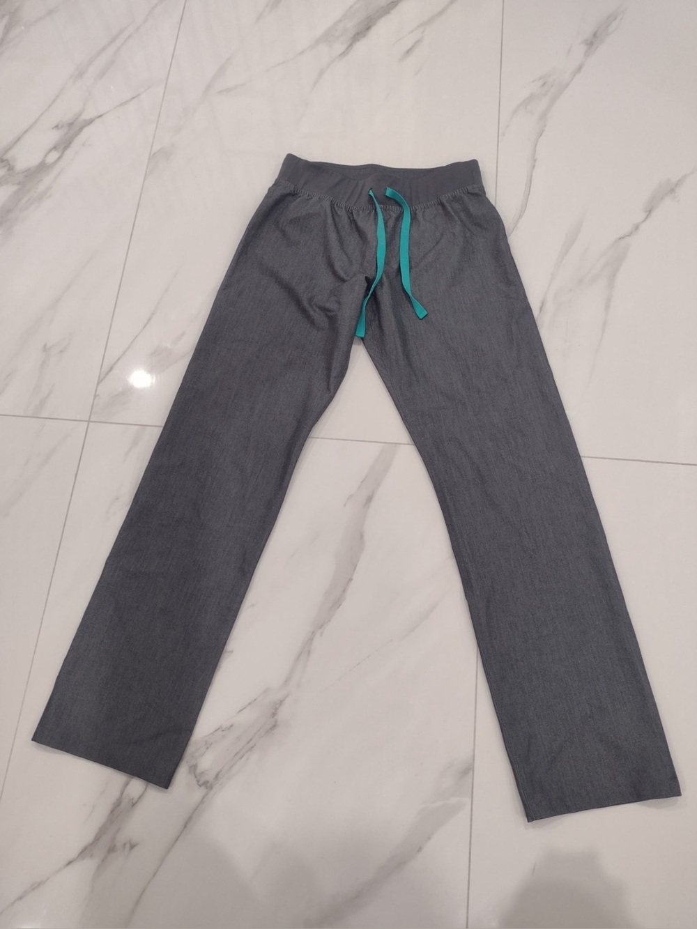 Figs woman straight leg  uniform with Teal Drawstring